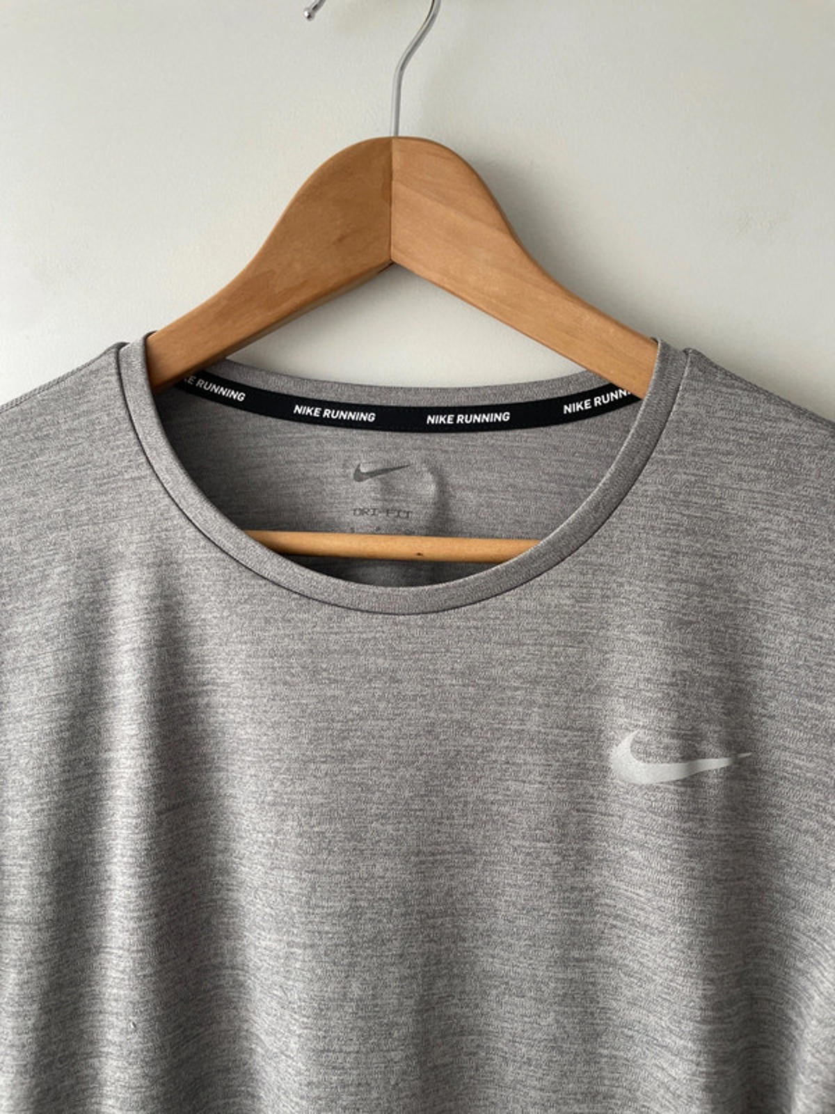Women’s Nike DRI-Fit Running Top - Small - 1774