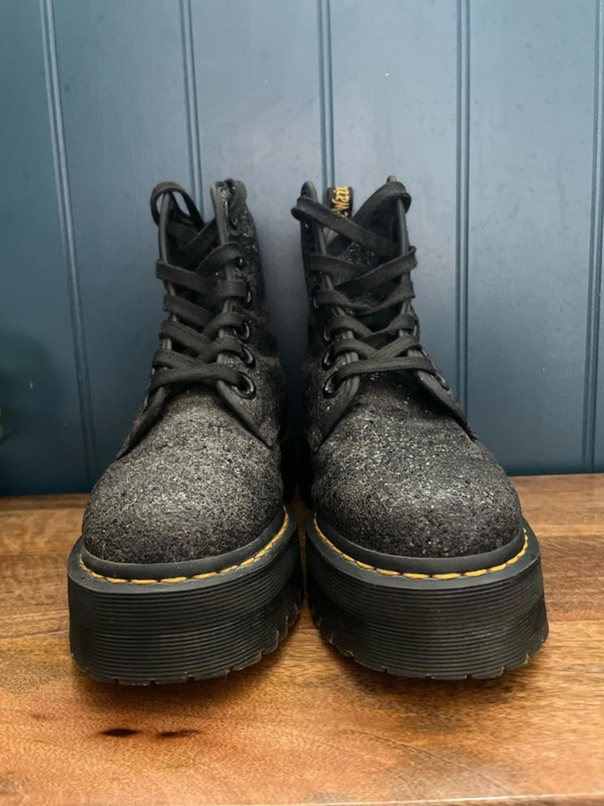 Women’s Dr Marten’s Molly Glitter Platform Lace Up Boots In Black - UK 7 - 2365