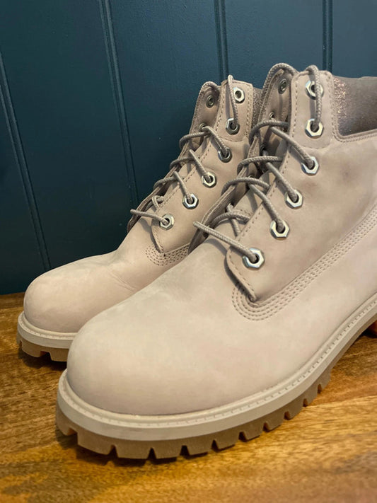 Women’s Timberland 6 Inch Nubuck Premium Leather Boots in Grey - UK 5.5 - 2555