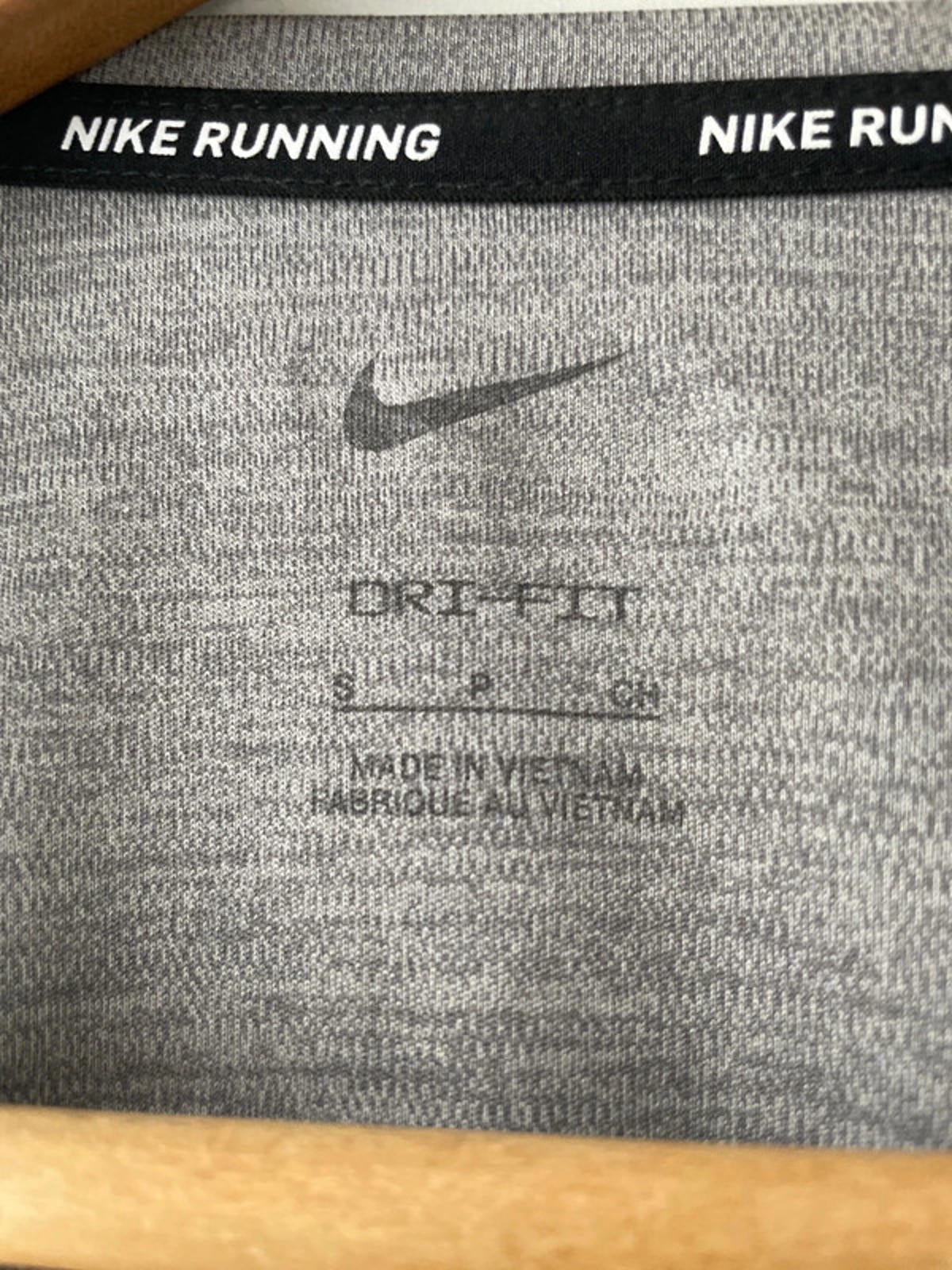 Women’s Nike DRI-Fit Running Top - Small - 1774