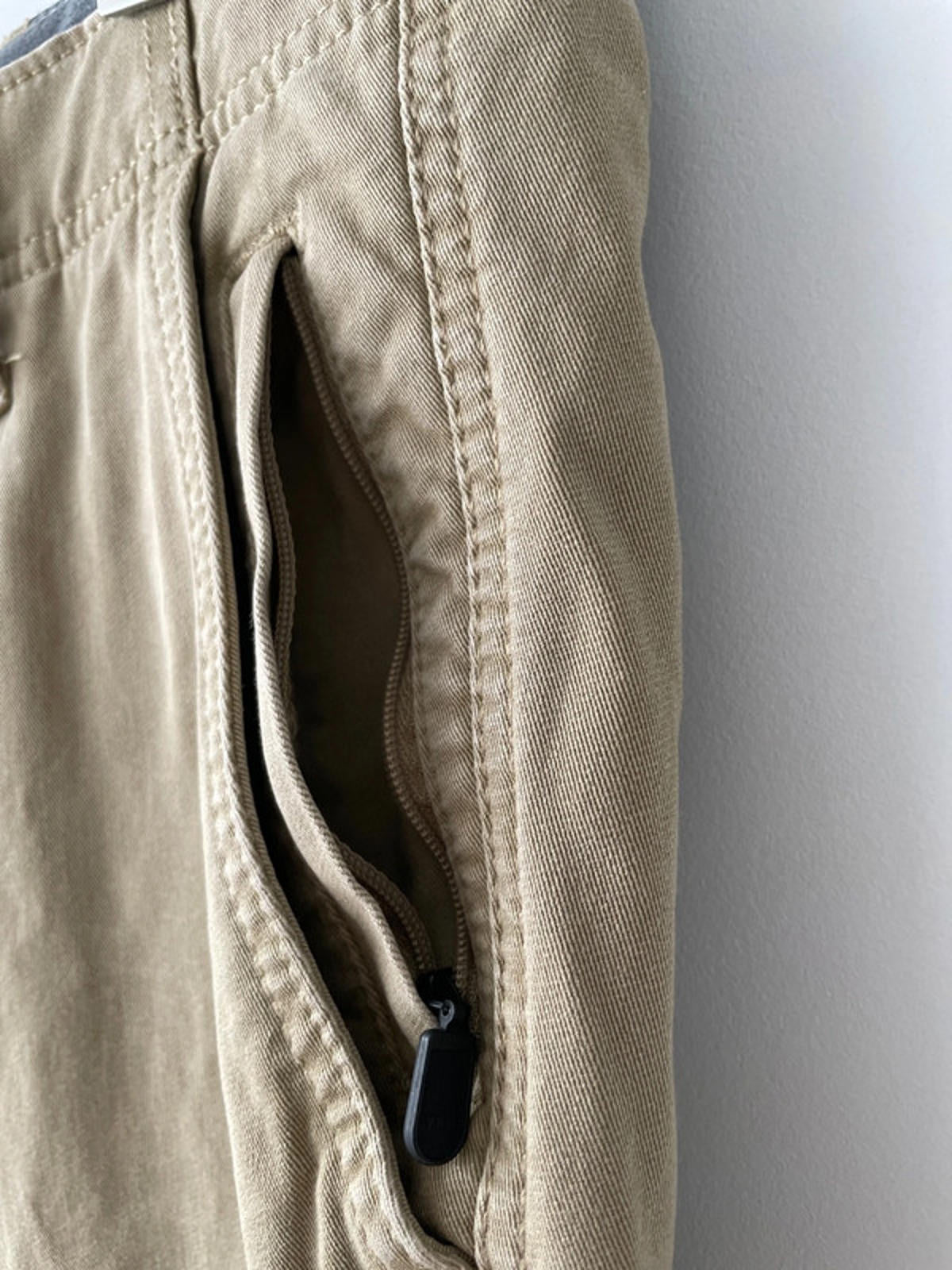 Men’s Dockers Premium Slim Tapered Fit Chino Trousers - W34/L32 - 1716