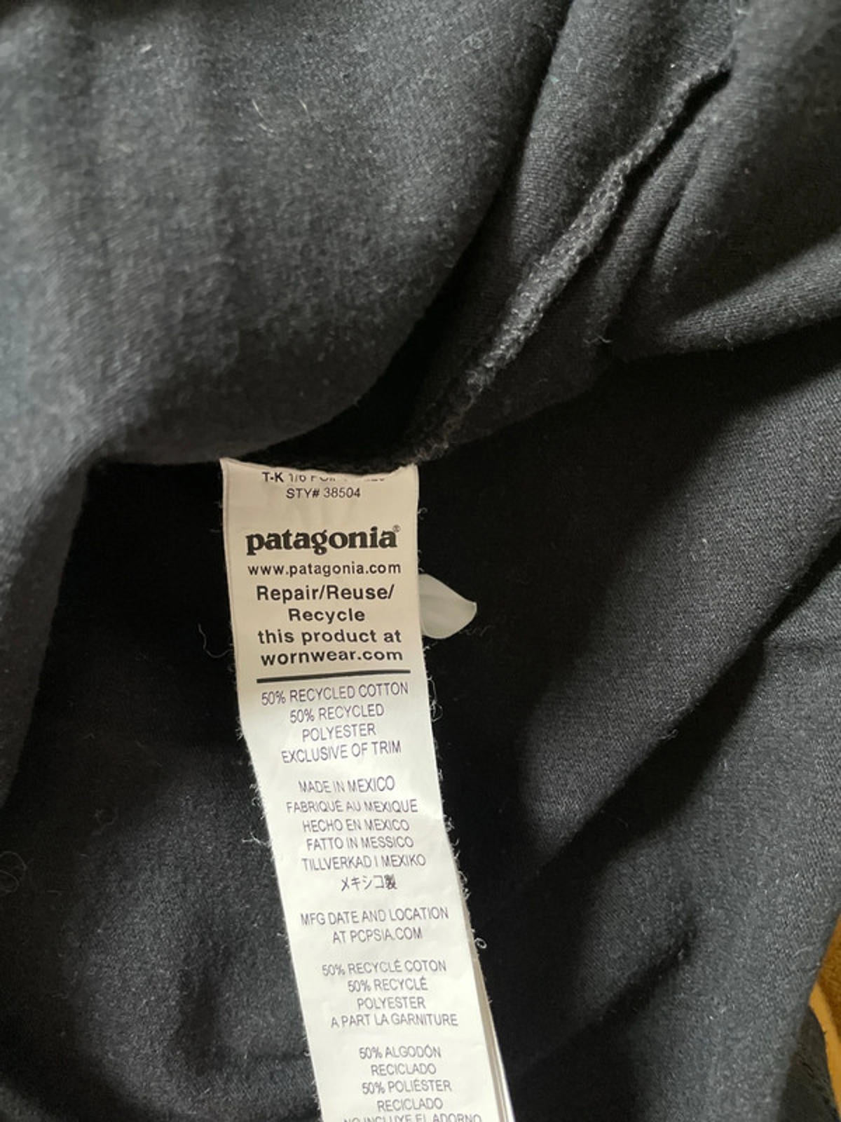Men’s Patagonia Crew Neck Printed T-shirt In Black - Large - 2406