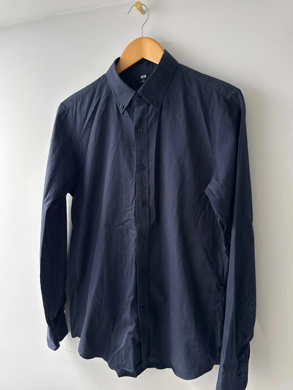 Men’s Uniqlo Slim Fit Long Sleeve Shirt - Medium - 0346