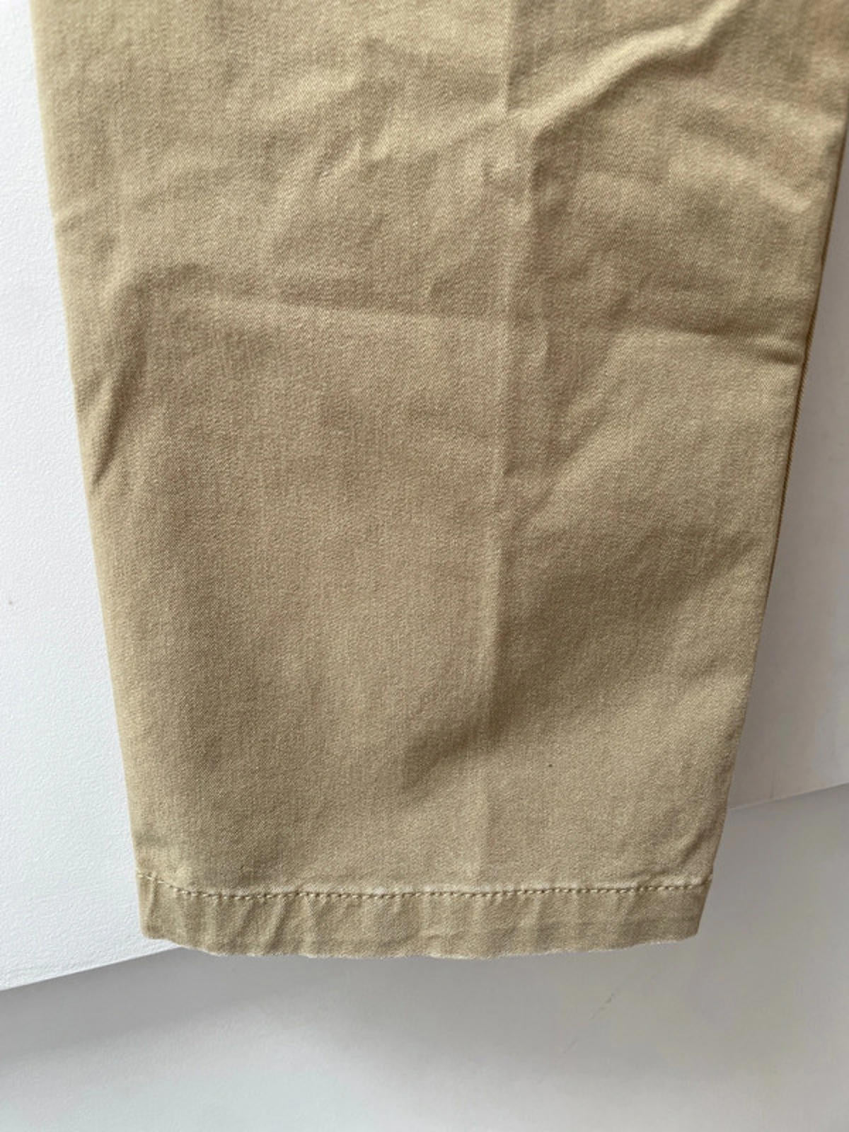Men’s Dockers Premium Slim Tapered Fit Chino Trousers - W34/L32 - 1716
