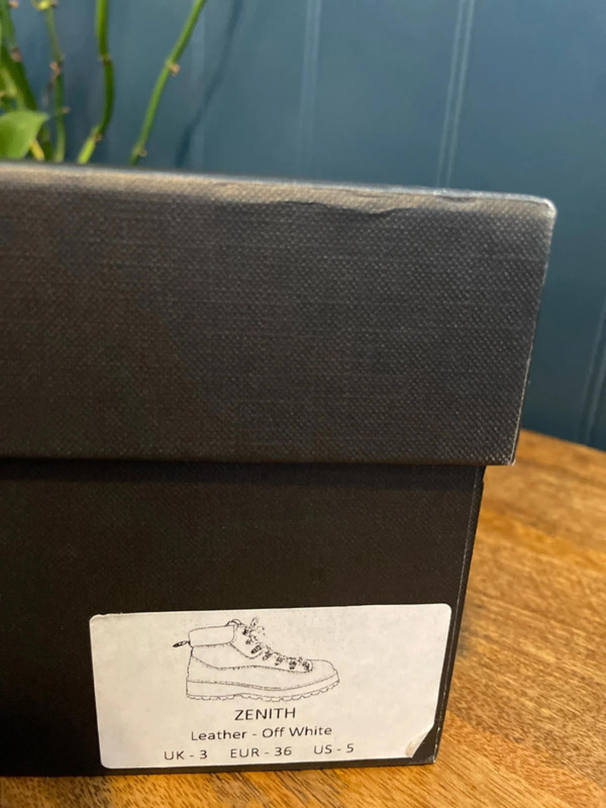 Women’s Paul Smith Zenith Premium Leather Lace-up Boots in Off-White - UK 3 - 2895