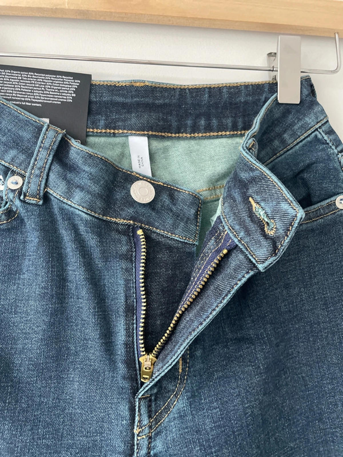Women’s Weekday Twig Curve Mid Straight Fit Jeans - W25/L30 - 1821