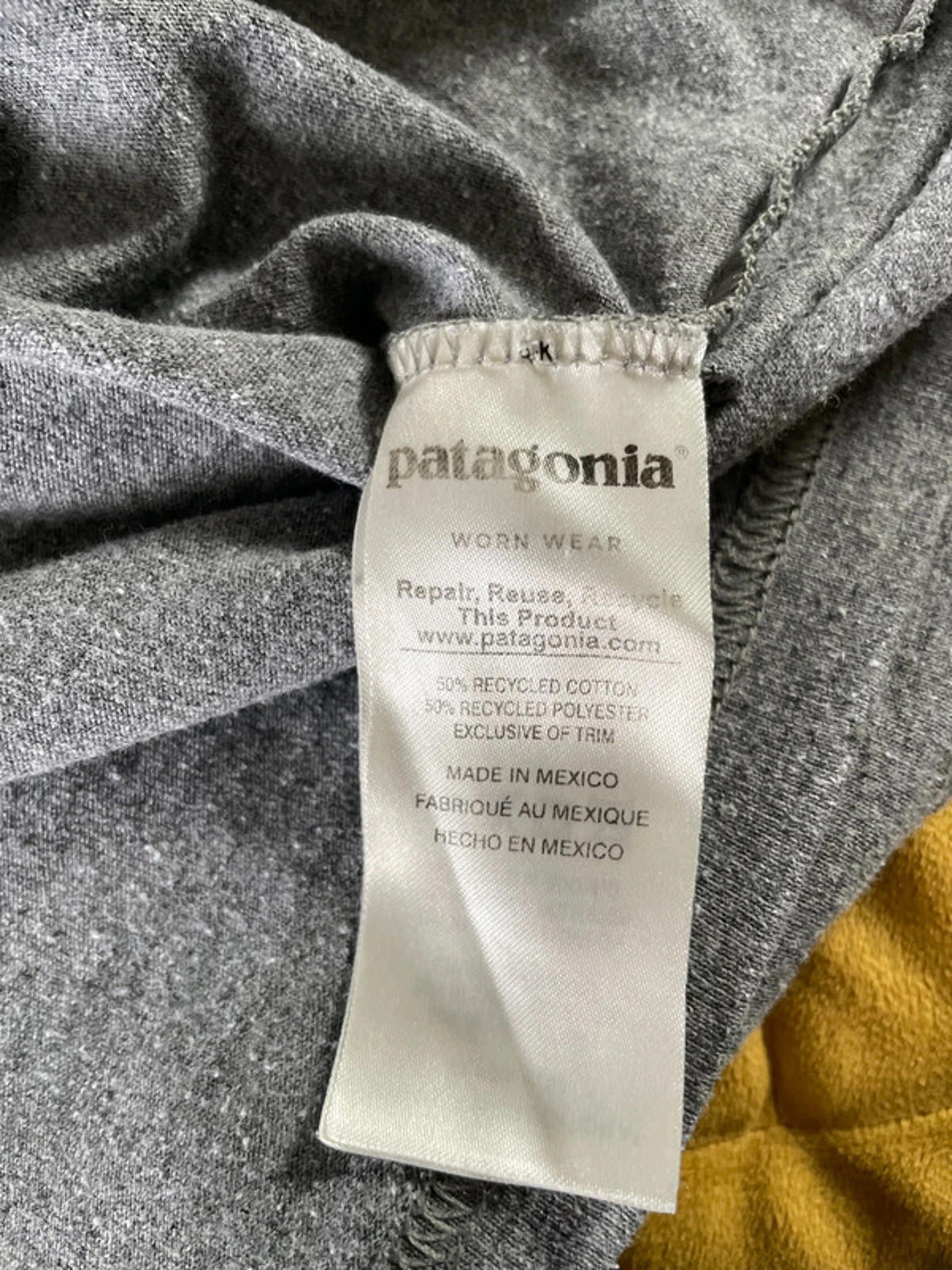 Men’s Patagonia Short Sleeve Crew Neck T-shirt - Small - 1802