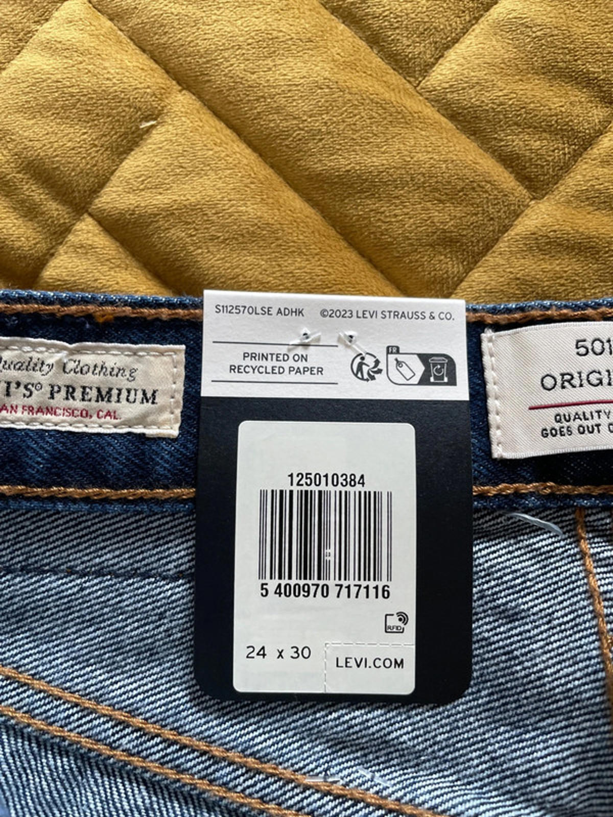Women’s Levi’s 501 Original High Waisted Fit Jeans In Navy - W24/L30 - 2349