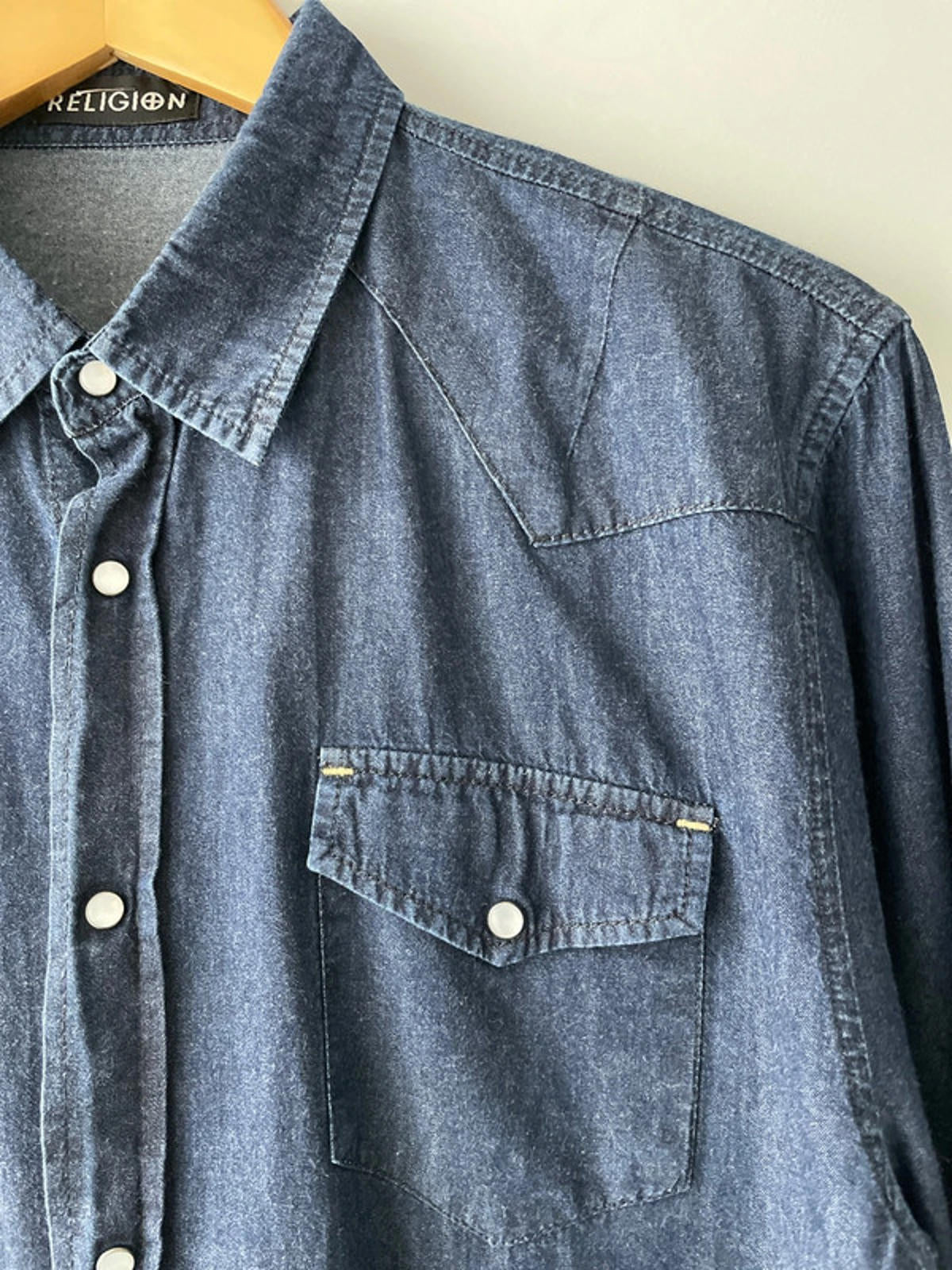 Men’s Religion Slim Fit long sleeve denim shirt with chest pocket - Large - 0041