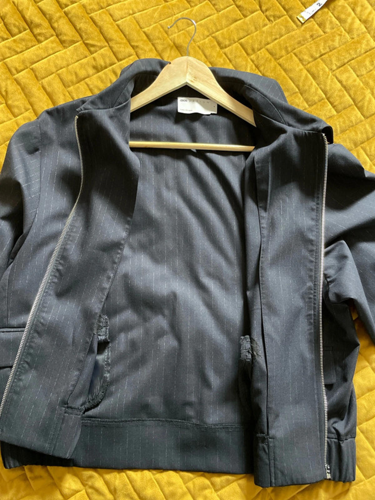 Men’s Asos Design Smart Pinstripe Harrington Jacket - Medium - 1574