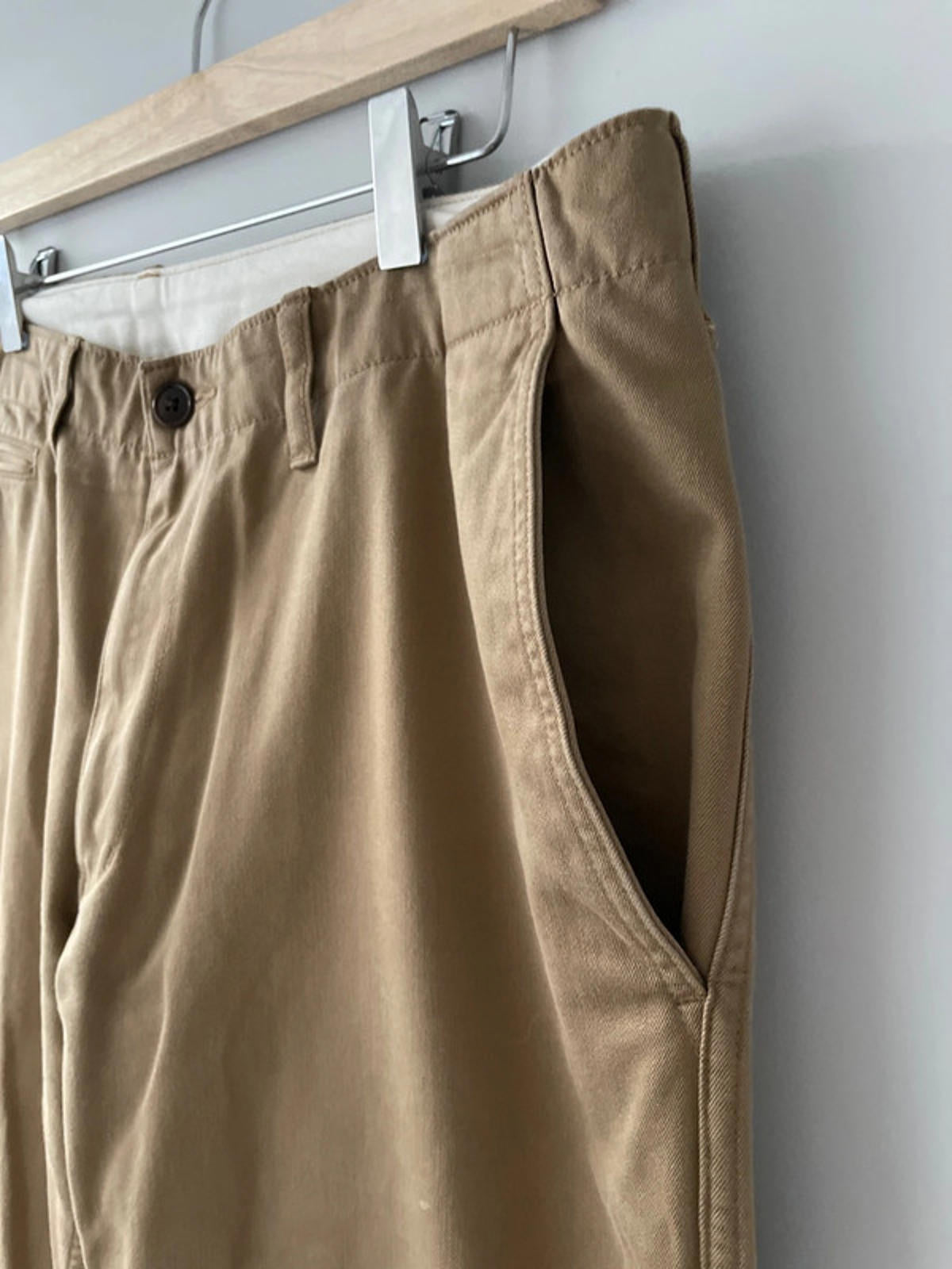 Men’s Uniqlo Classic Fit Chino Trouser Bottoms - W35 / L34