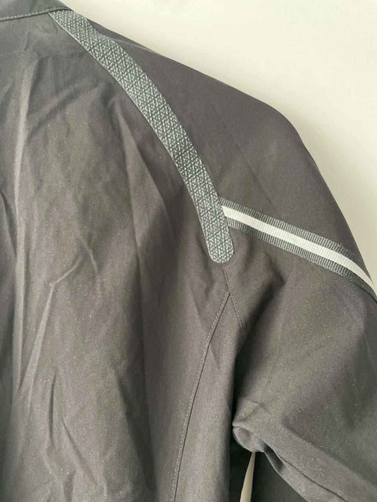 Women’s Long Sleeve Lightweight Cycling Jacket - Small - 2008