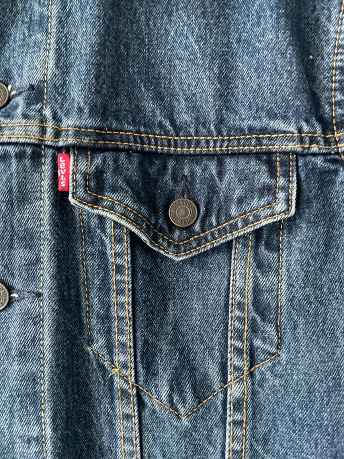 Men’s Levi’s Premium Range Denim Trucker Jacket In Navy - Medium - 2386