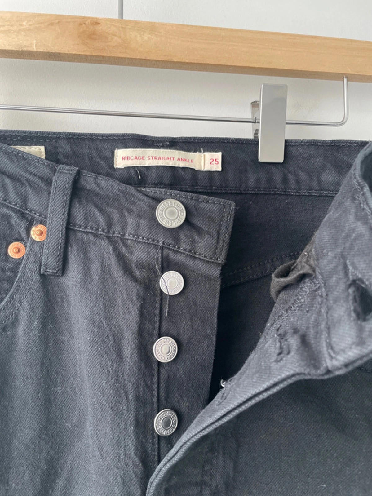Women’s Levi’s Ribcage Straight Ankle High Waisted Fit Jeans In Black - W25/L31 -1844