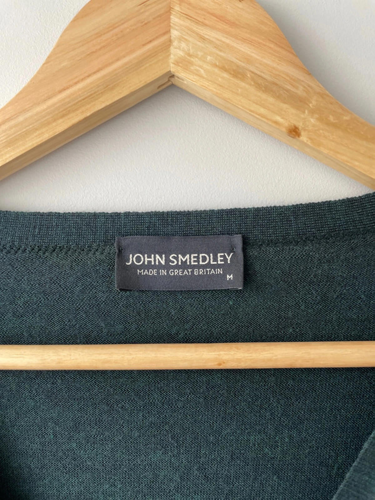 Men’s John Smedley Premium Merino Wool Long Sleeve Cardigan - Medium - 1936