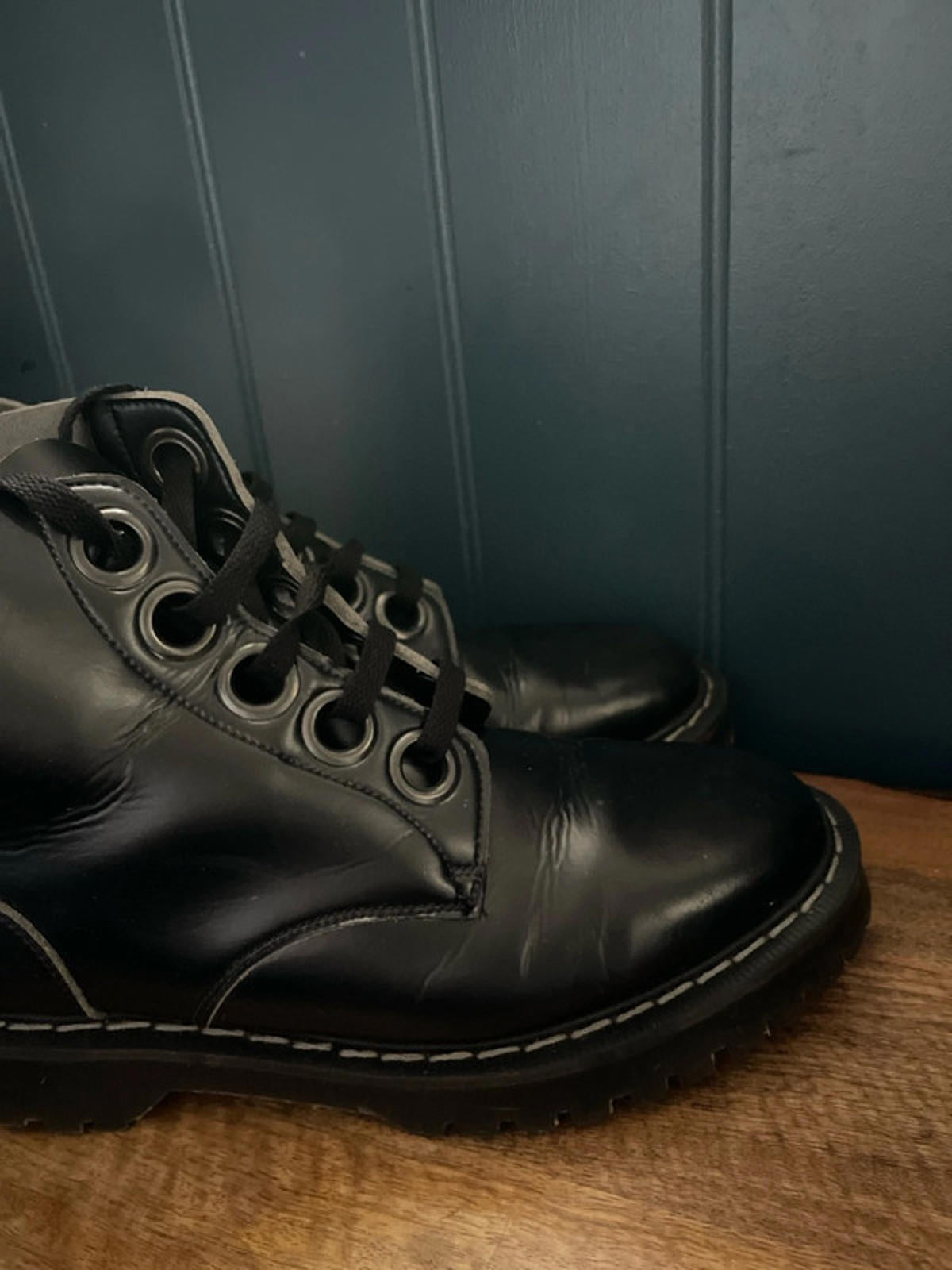 Women’s Vegetarian Shoes Made In England Lace Up Ankle Boots in Black - UK7 - 2168