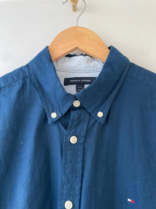 Men’s Tommy Hilfiger Button Down Collar Shirt in Navy - Large - 2568
