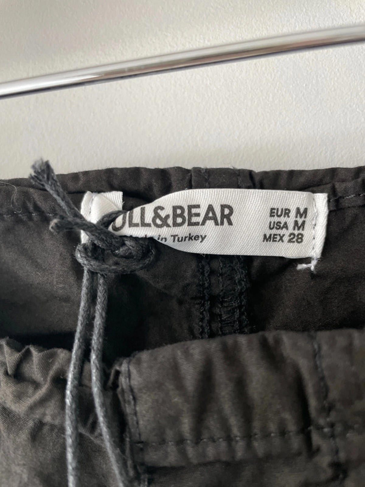 Women’s Pull and Bear Oversized Parachute Cargo Pants Bottoms - Medium - 1813