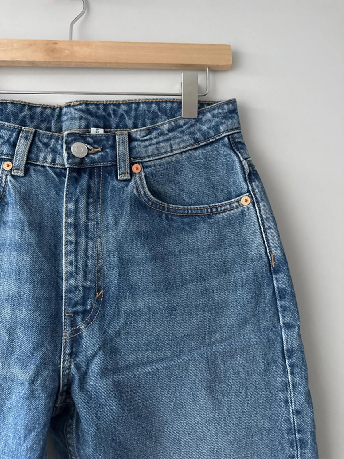 Women’s Weekday Voyage Fit High Waisted Jeans With Wash Effect - W27/L30 - 0622