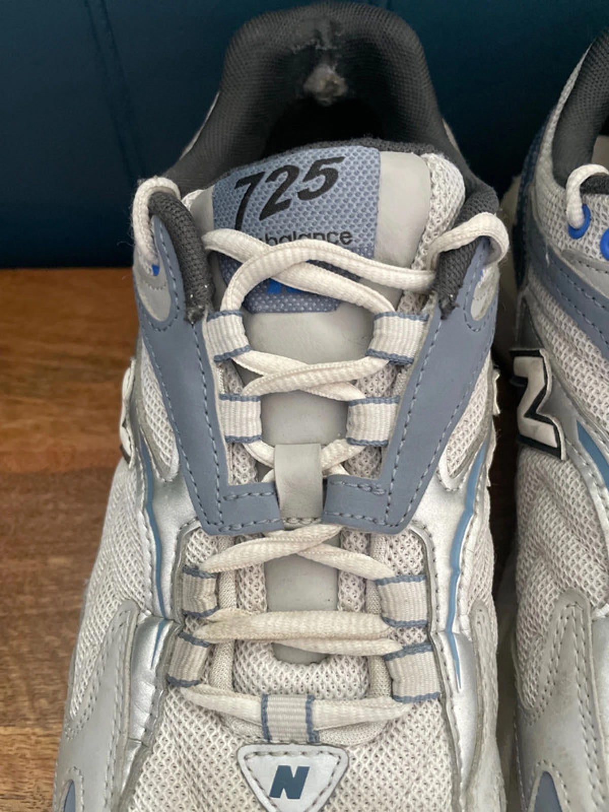 Men’s New Balance 725 Chunky sole Trainers In Grey/Blue - UK9.5 - 2131