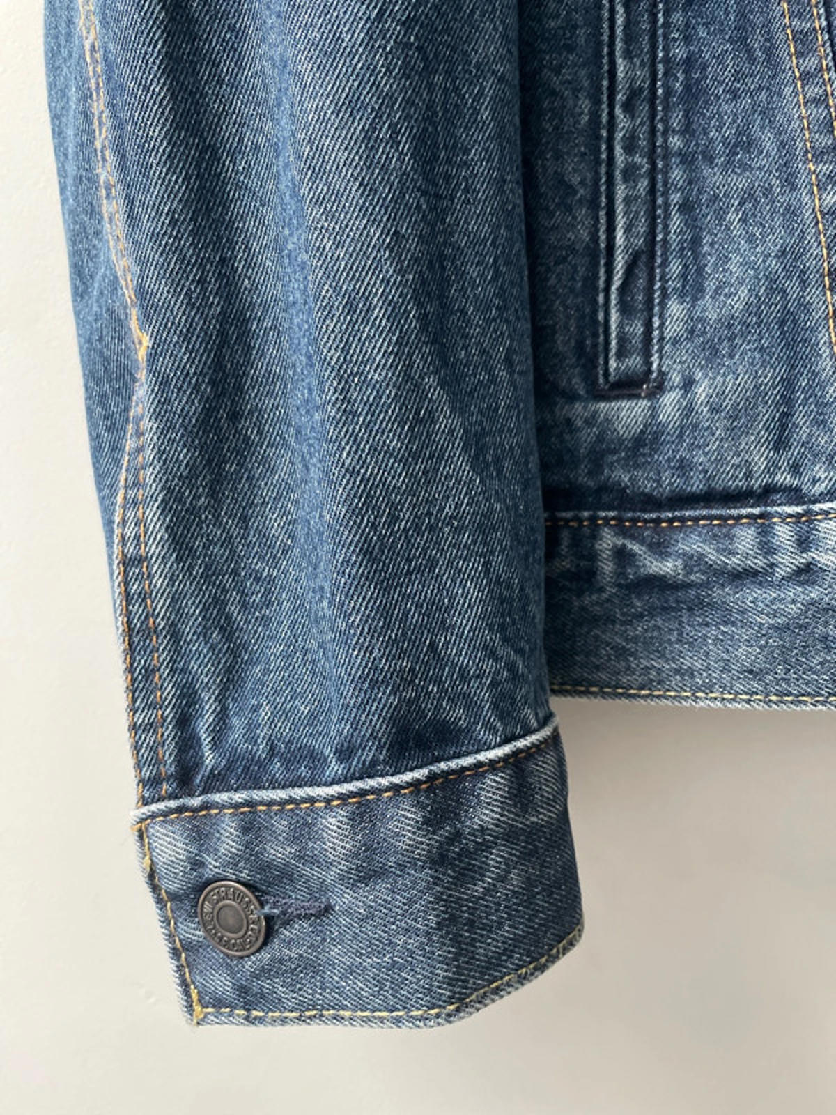 Men’s Levi’s Premium Range Denim Trucker Jacket In Navy - Medium - 2386