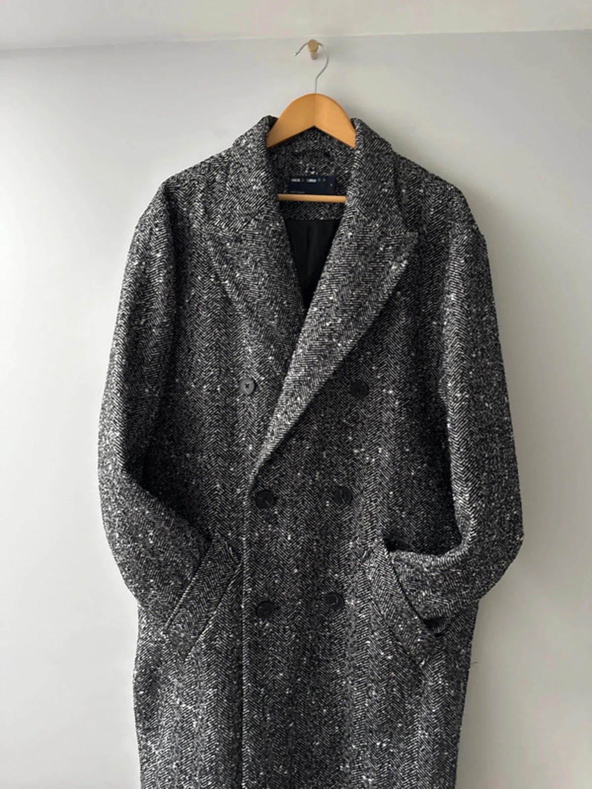 Men’s Asos oversized fit overcoat in Salt and Pepper wool look fabric - Medium - 0803