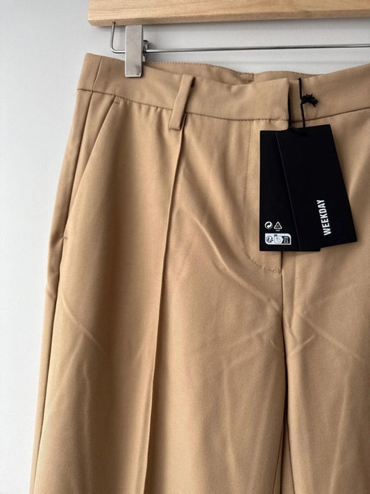 Women’s Weekday Kylie open leg trouser chino bottoms - W28/L32 - 1694