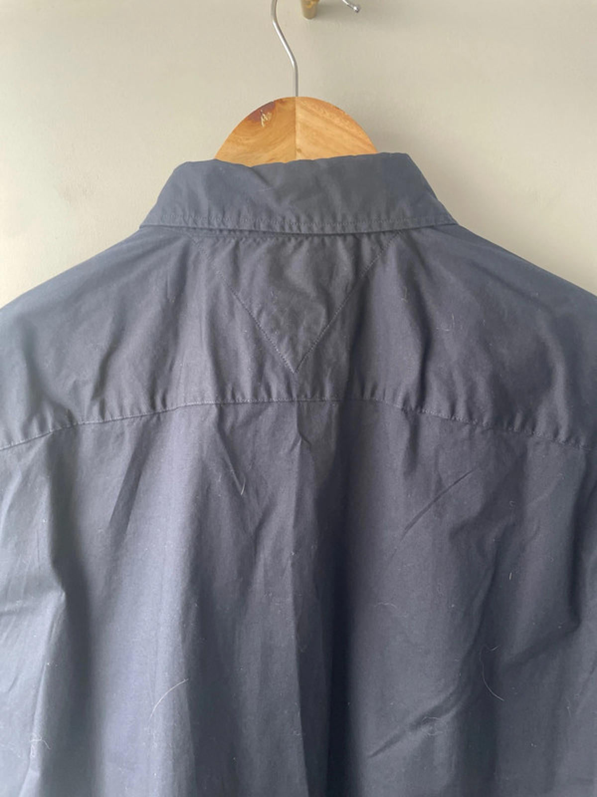Men’s Tommy Hilfiger Premium Short Sleeve Shirt With Stretch - XLarge - 1501