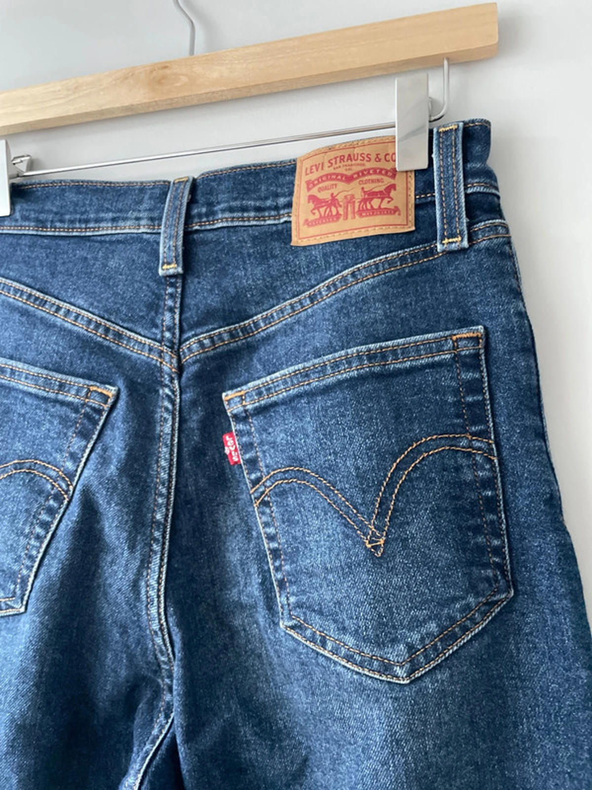 Women’s Levi’s Ribcage Straight High Waisted Jeans - W27/L29 - 1895