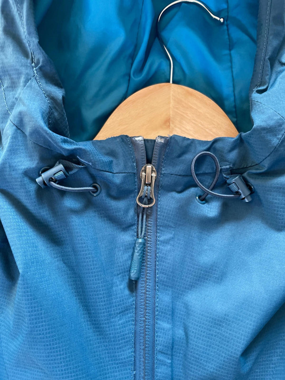 Men’s The North Face Waterproof Dryvent Jacket In Blue - Small - 1952
