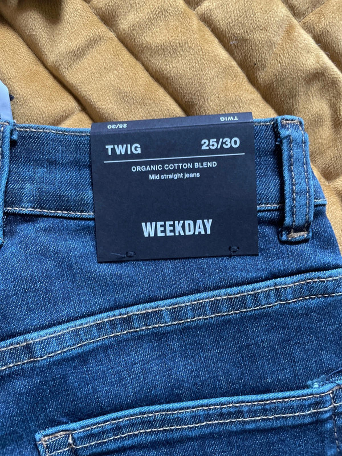 Women’s Weekday Twig Curve Mid Straight Fit Jeans - W25/L30 - 1817
