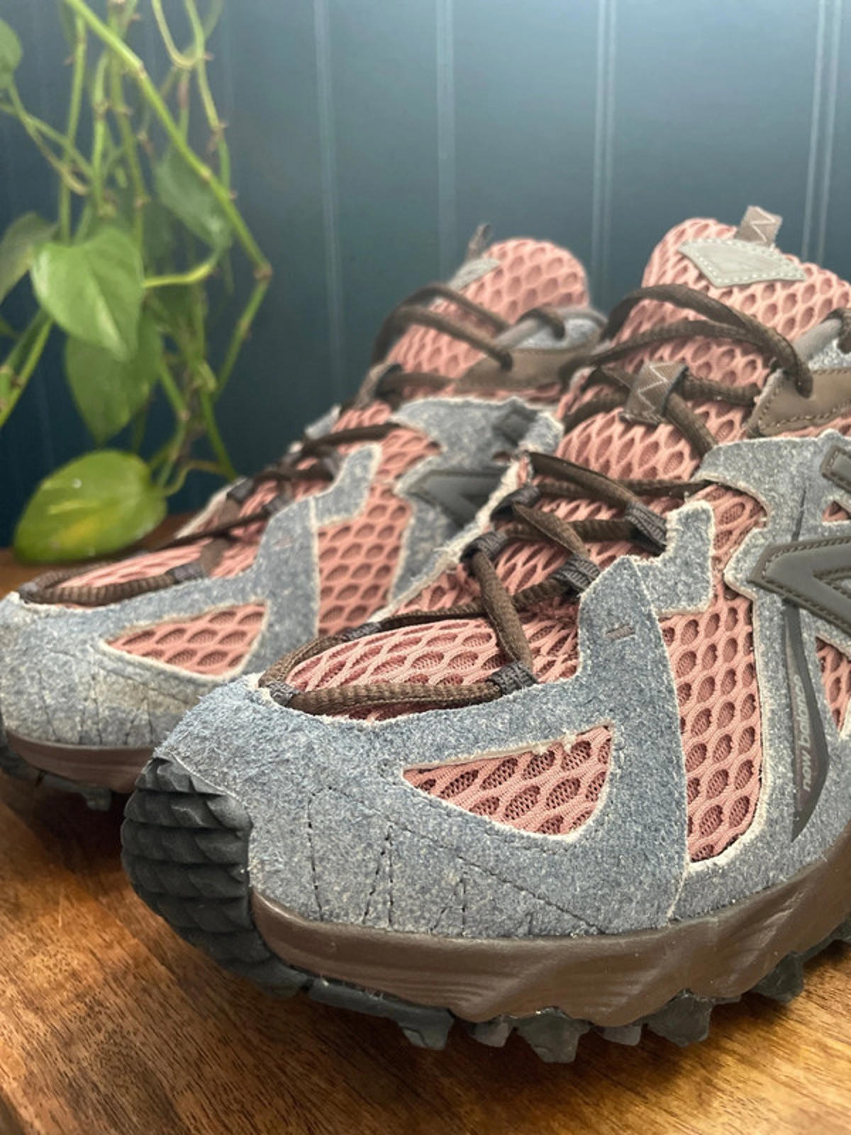 Men’s New Balance 610v1 Limited Edition Trainers - UK 10.5 - 1634