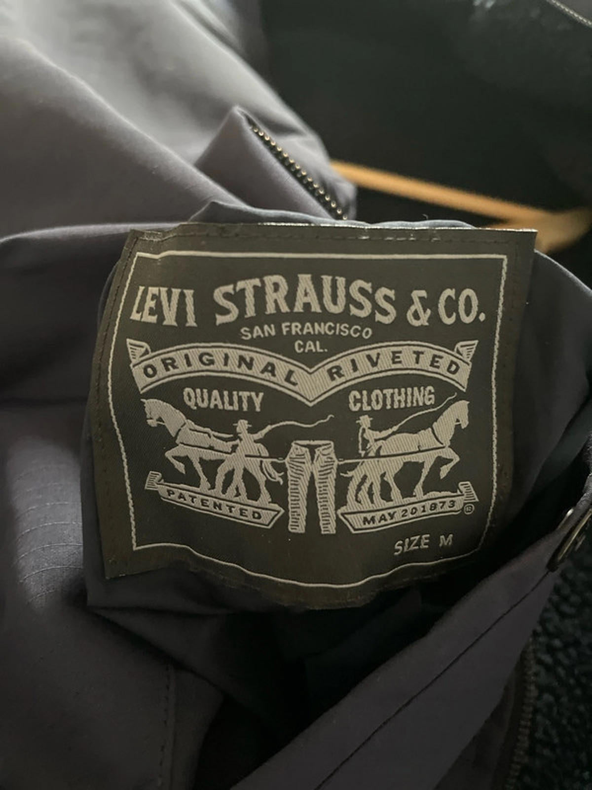 Men’s Levi’s Bomber Jacket With Fleece Lining In Navy - Medium- 2375