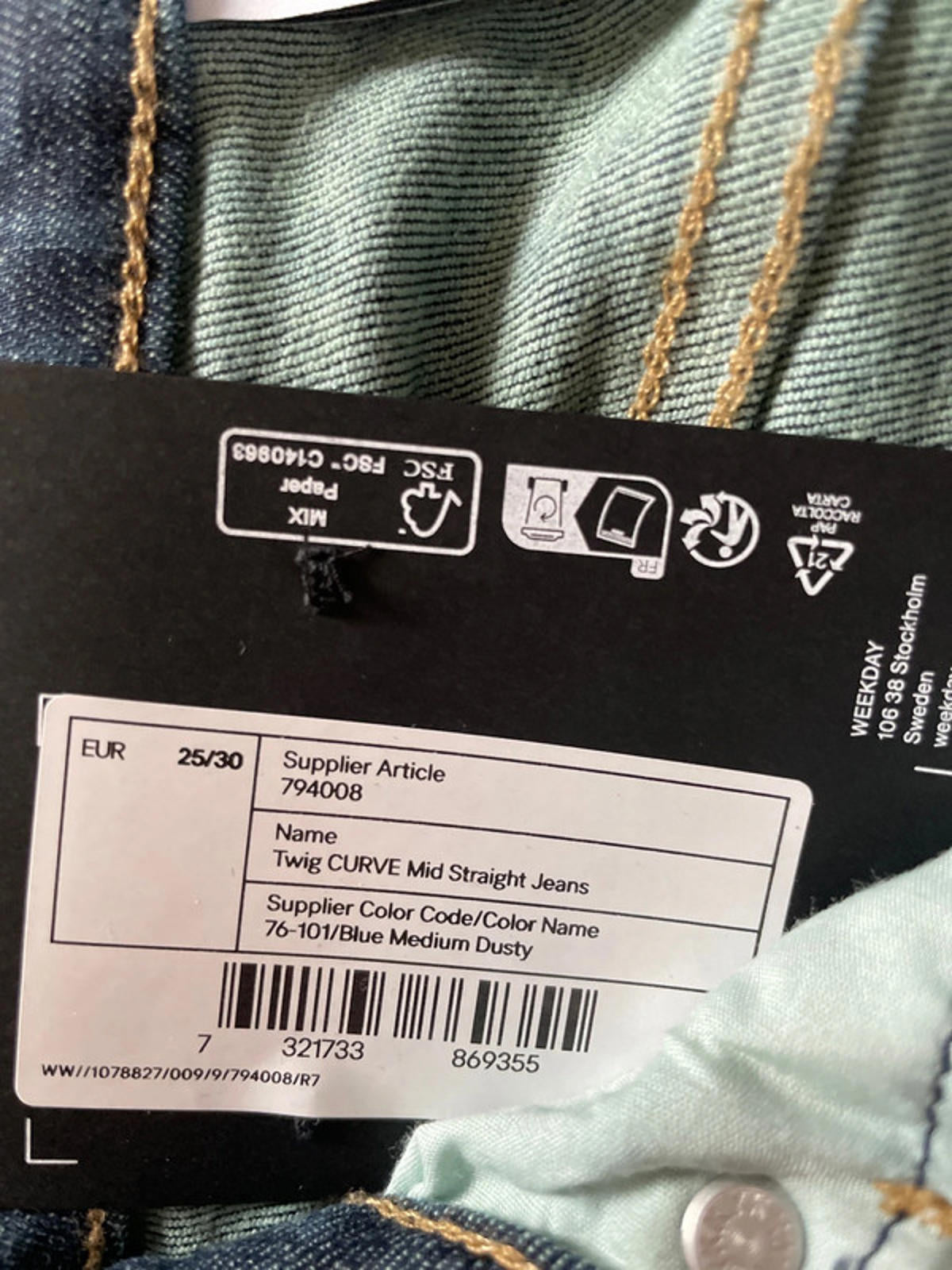 Women’s Weekday Twig Curve Mid Straight Fit Jeans - W25/L30 - 1821
