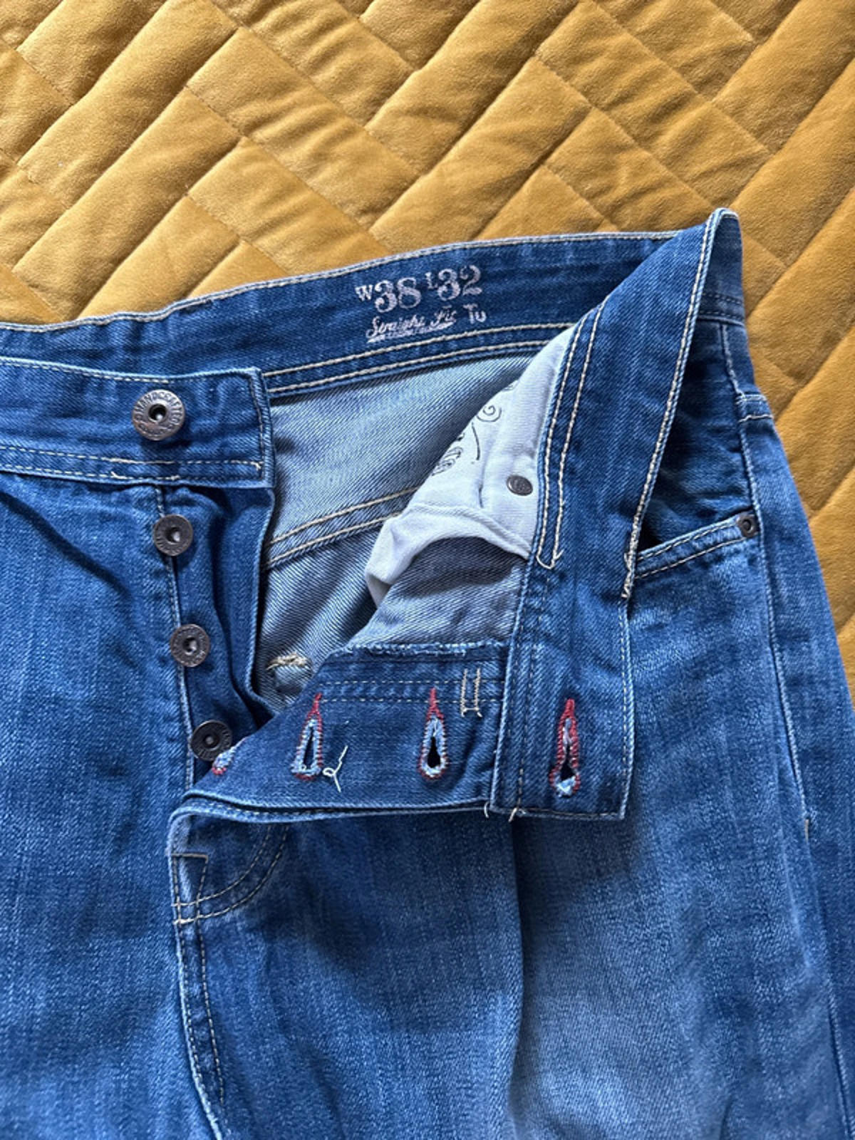 Men’s Wide Leg Baggy Fit Jeans With Wash Finish - W38/L31 - 0404