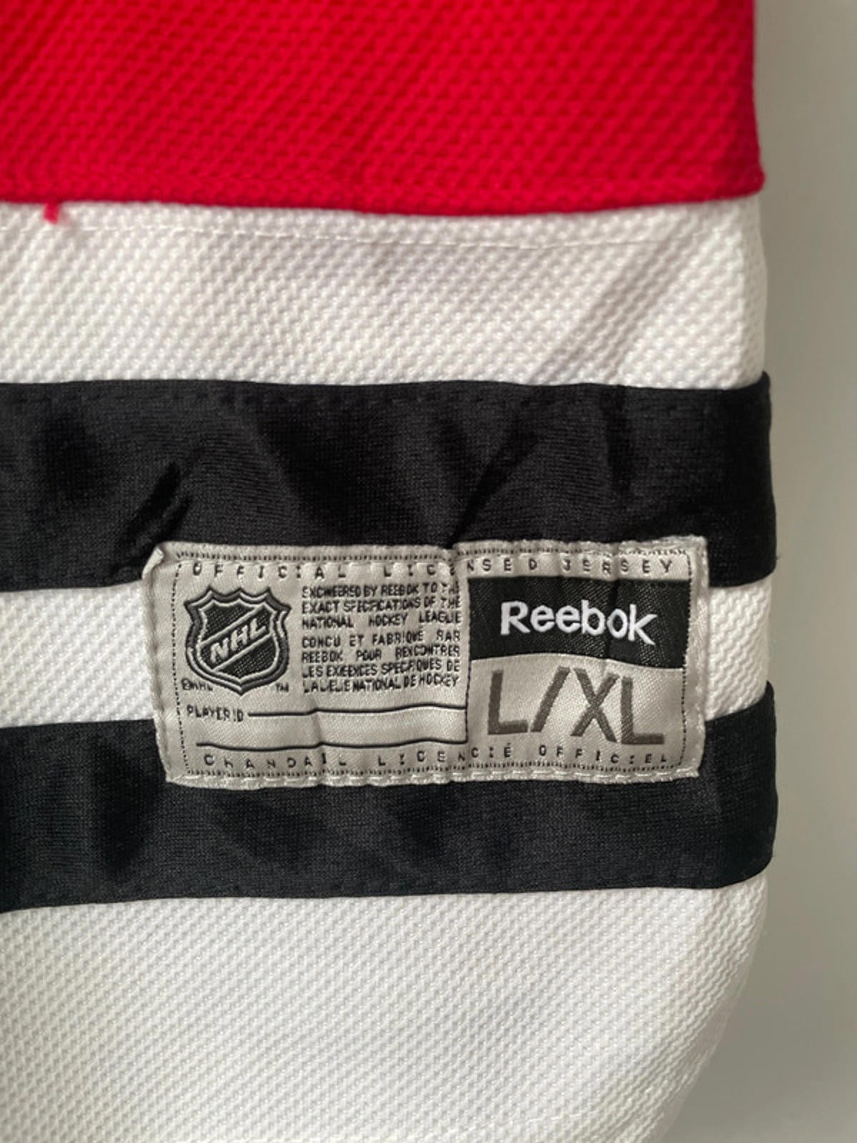 Womens Reebok Chicago Blackhawks Jersey - Large - 1794