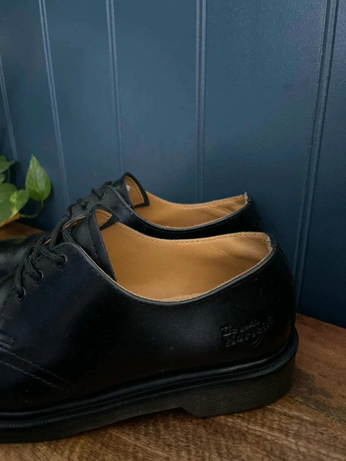 Women’s Dr Martens 1461 Premium Leather Chunky Sole Shoes In Black - UK 5 - 2303