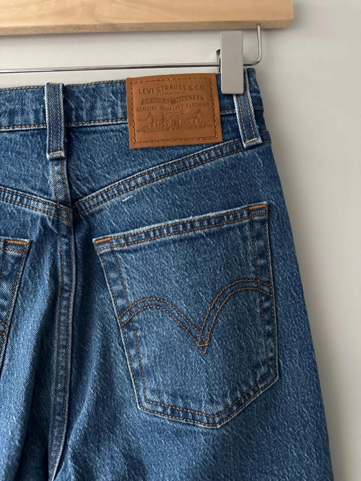 Women’s Levi’s Ribcage Crop Boot Fit High Waisted Jeans - W23 / L27 - 0313
