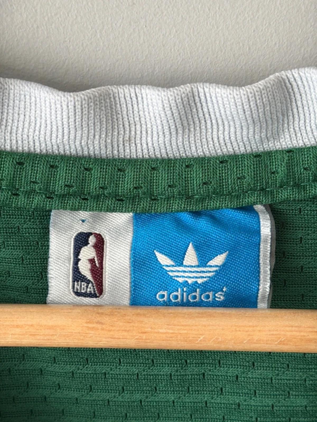 Men’s Adidas Bird 33 Celtics Vintage Rare Find Jersey In Green - Small - 3200