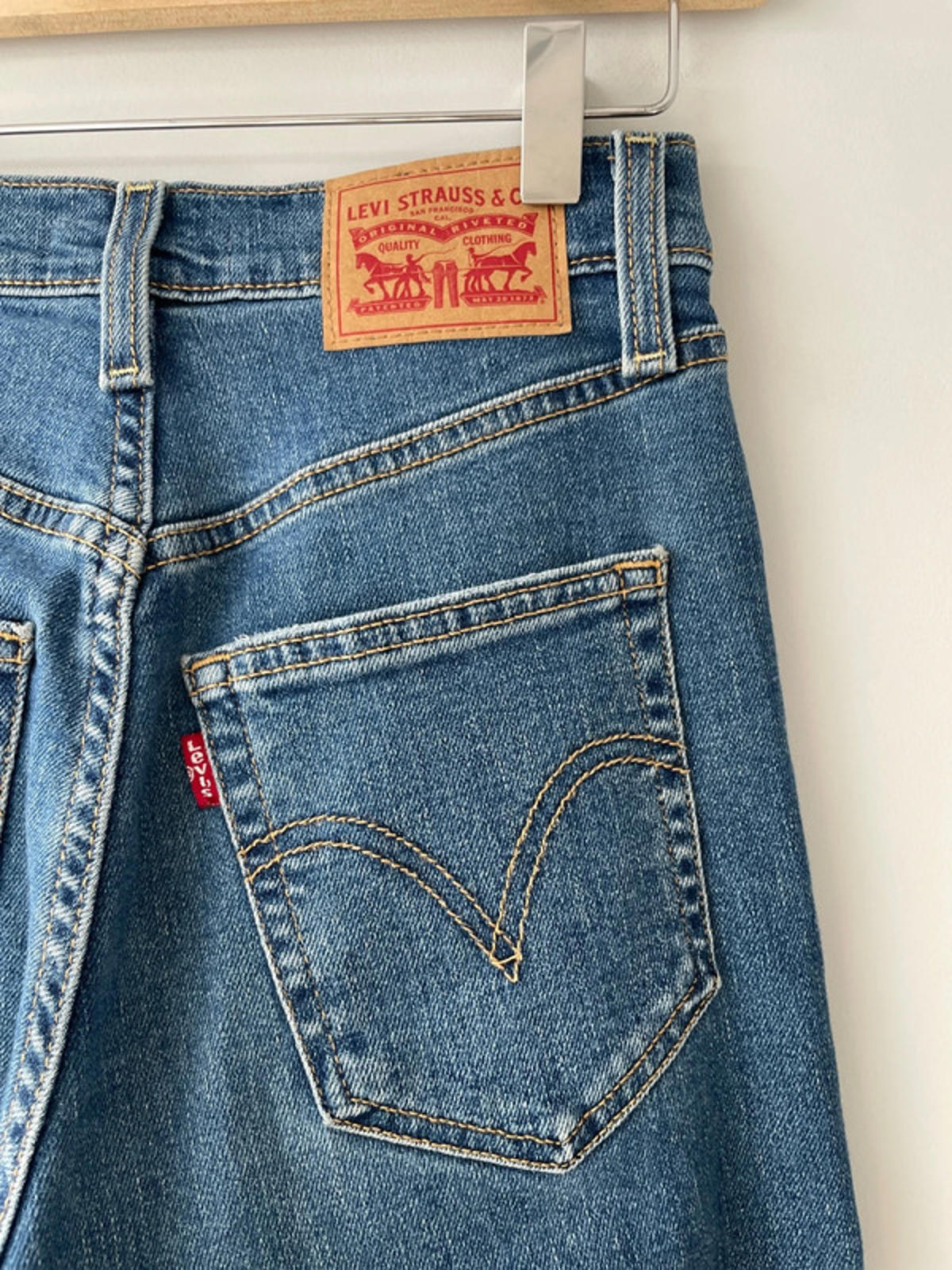Women’s Levi’s Ribcage Straight High Waisted Fit Jeans - W24/L27 -1850