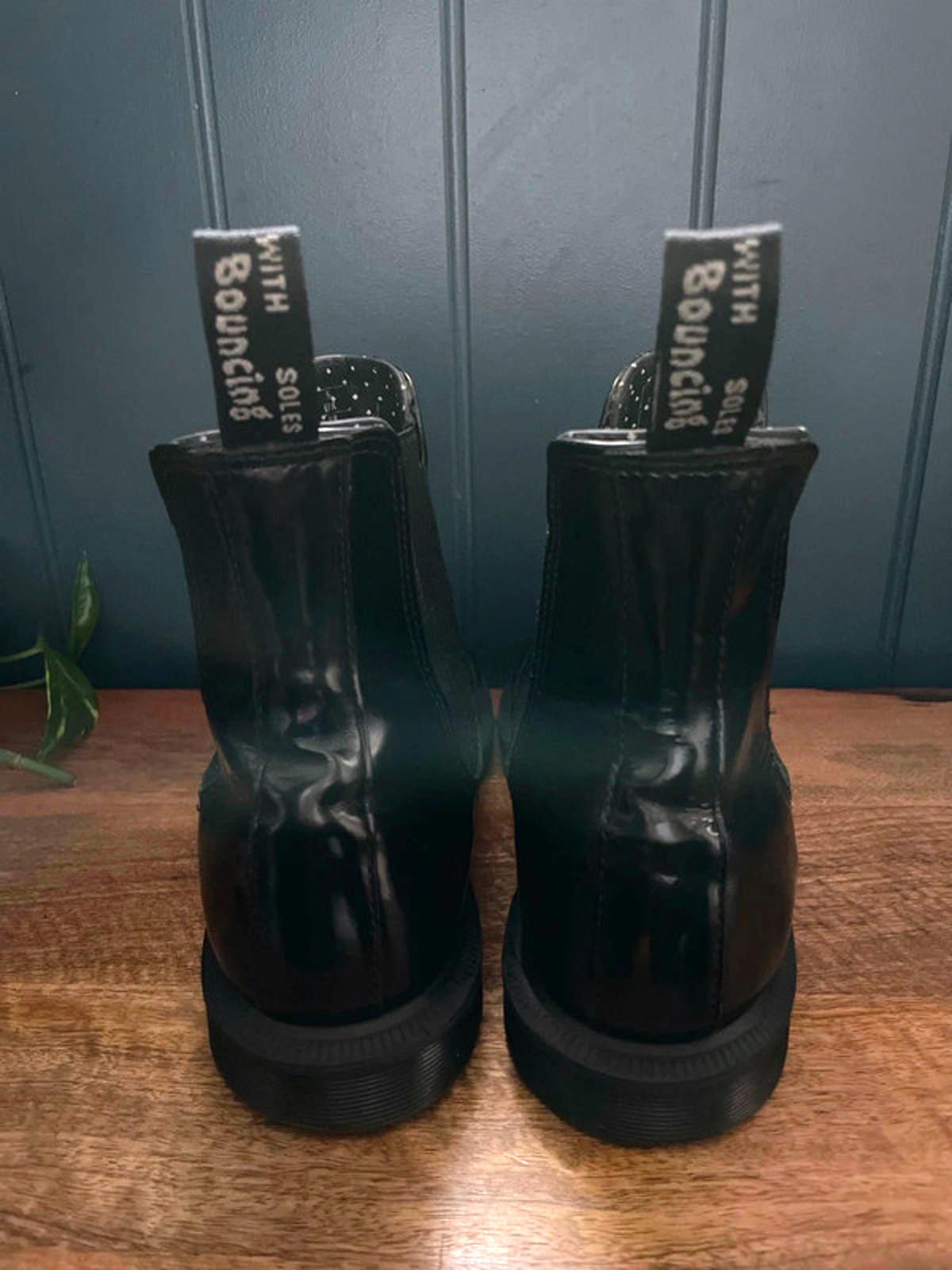 Women’s Dr Martens Flora Leather Chelsea Boots In Black - UK5 - 2172
