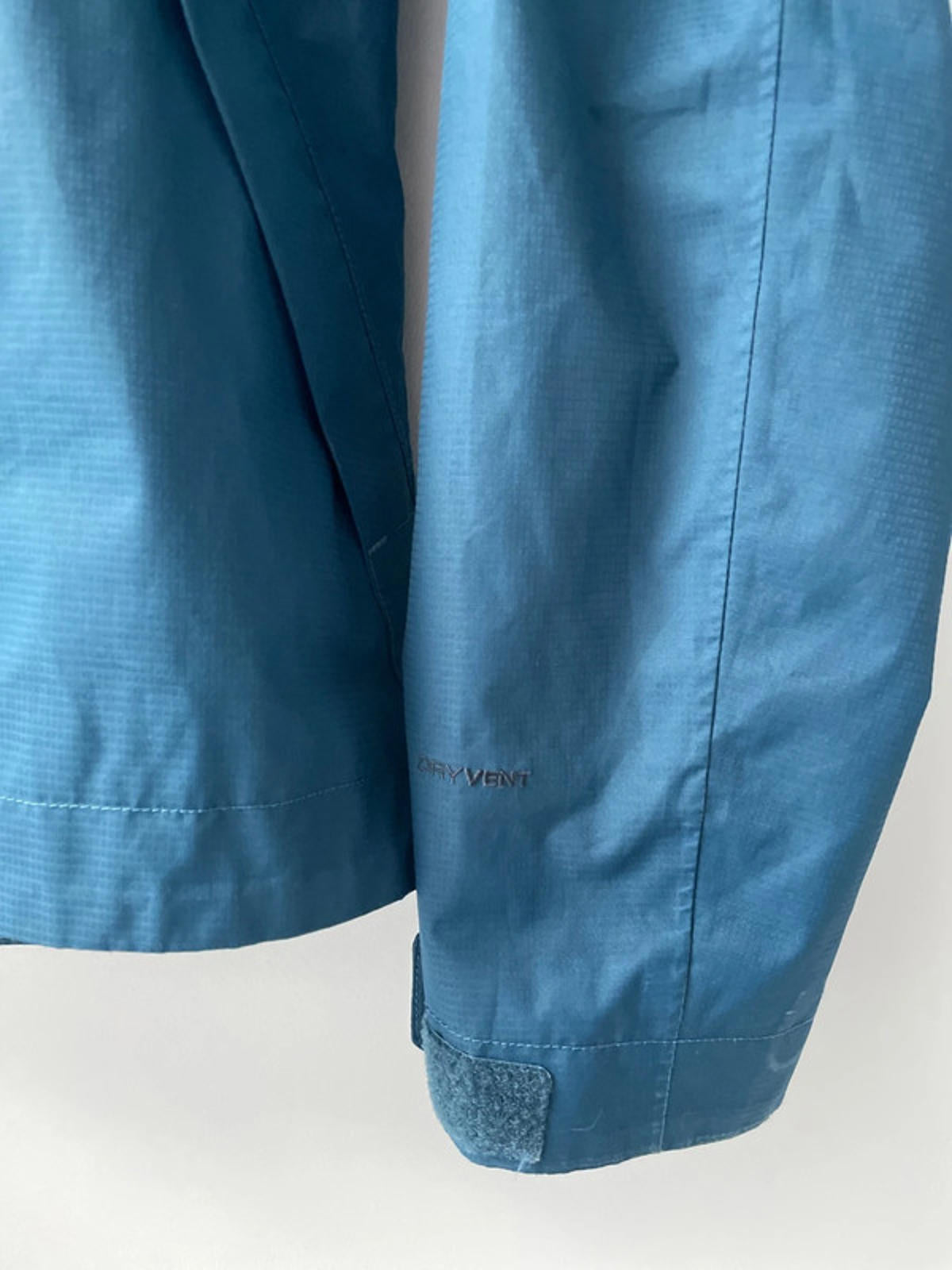 Men’s The North Face Waterproof Dryvent Jacket In Blue - Small - 1952