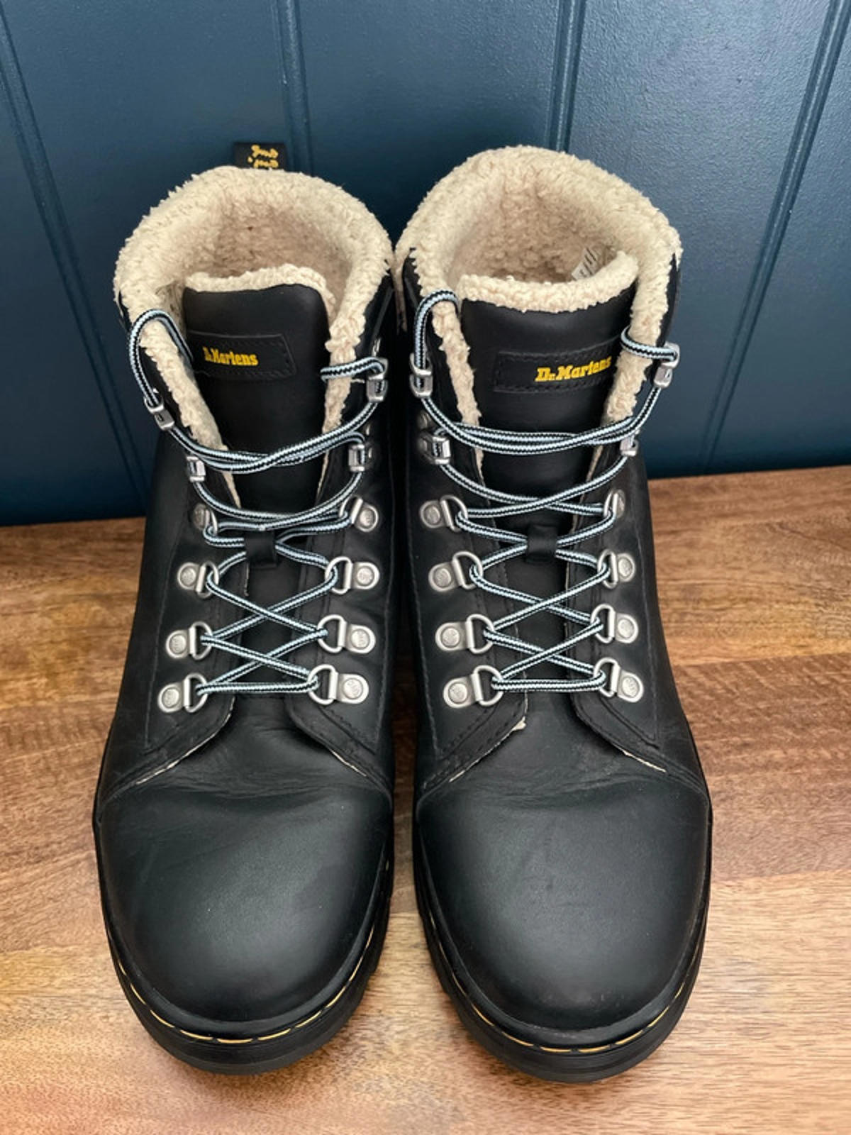 Women’s Dr Martens Combs Premium Leather Faux Fur Lined Lace Up Boots In Black - UK6 - 2357