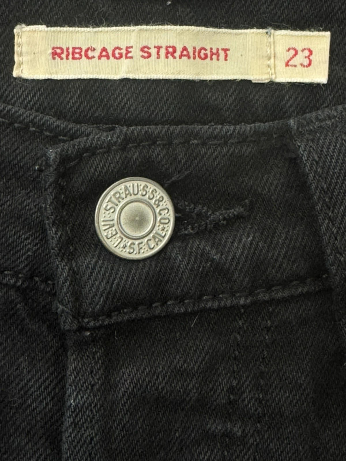 Women’s Levi’s Ribcage Straight High Waisted Jeans - W23 / L27 -1393