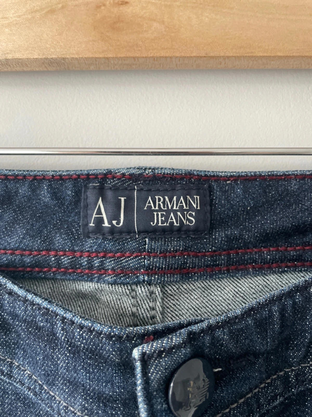 Women’s Armani 009 Slim Fit Jeans In Dark Blue - W26/L33