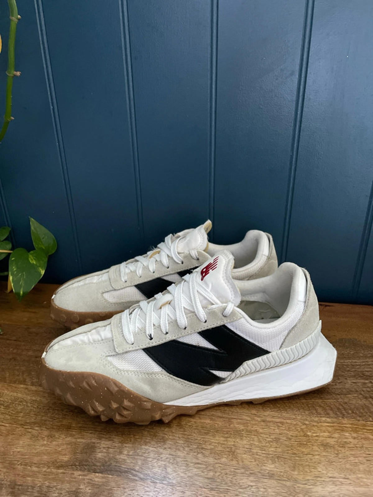 Men’s New Balance XC-72 Premium Leather Trainers In White/Black - UK 8 - 2299