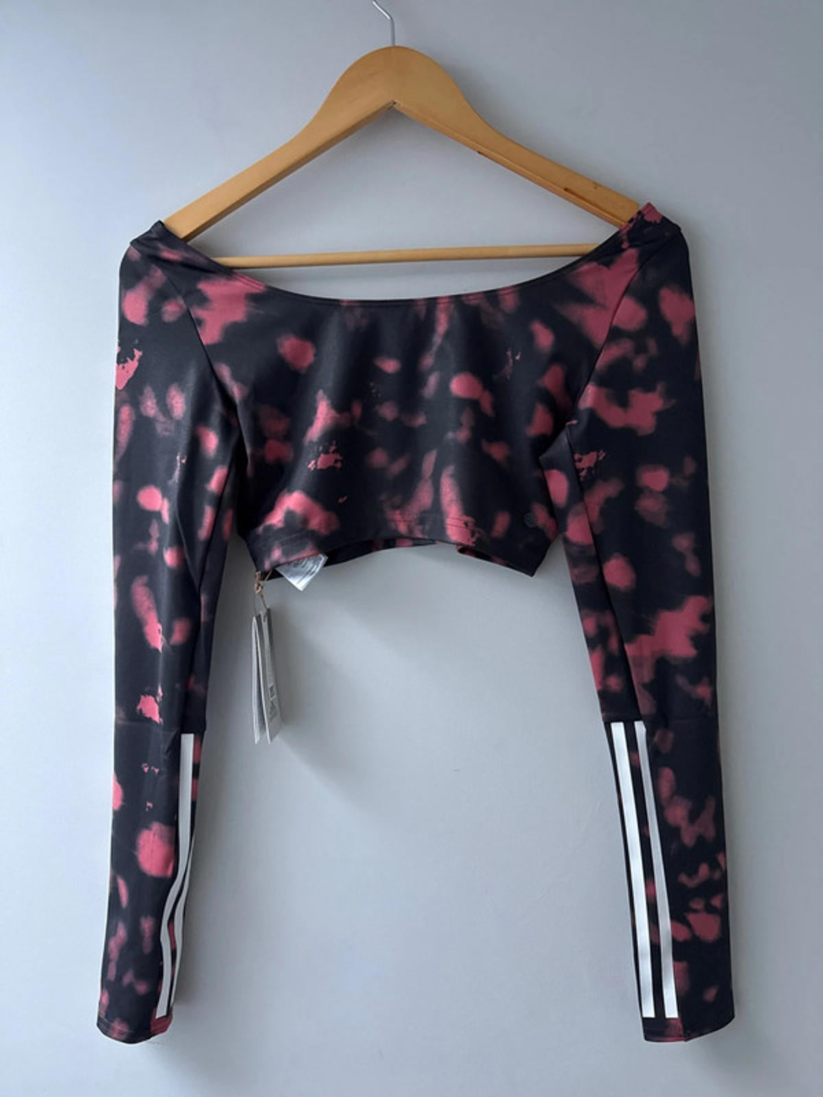 Women’s Adidas Hyglm cropped activewear top - Small