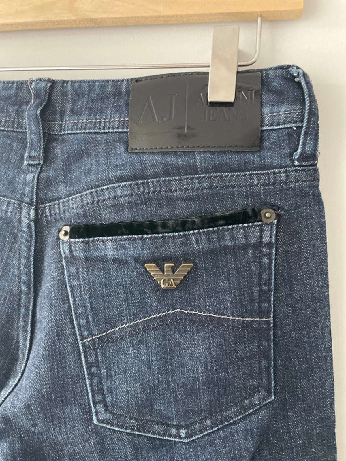 Women’s Armani 009 Slim Fit Jeans In Dark Blue - W26/L33