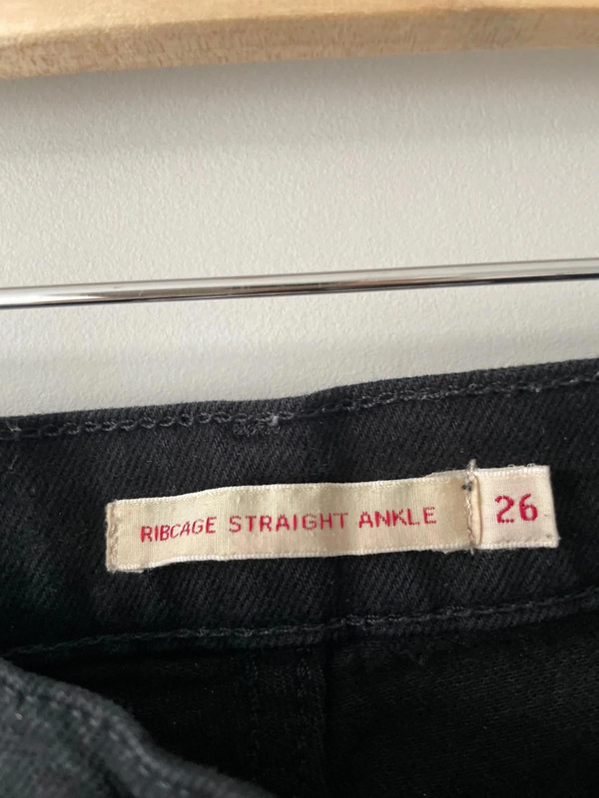 Women’s Levi’s High Waisted Ribcage Straight Fit Jeans In Black - W26/L27 - 2347