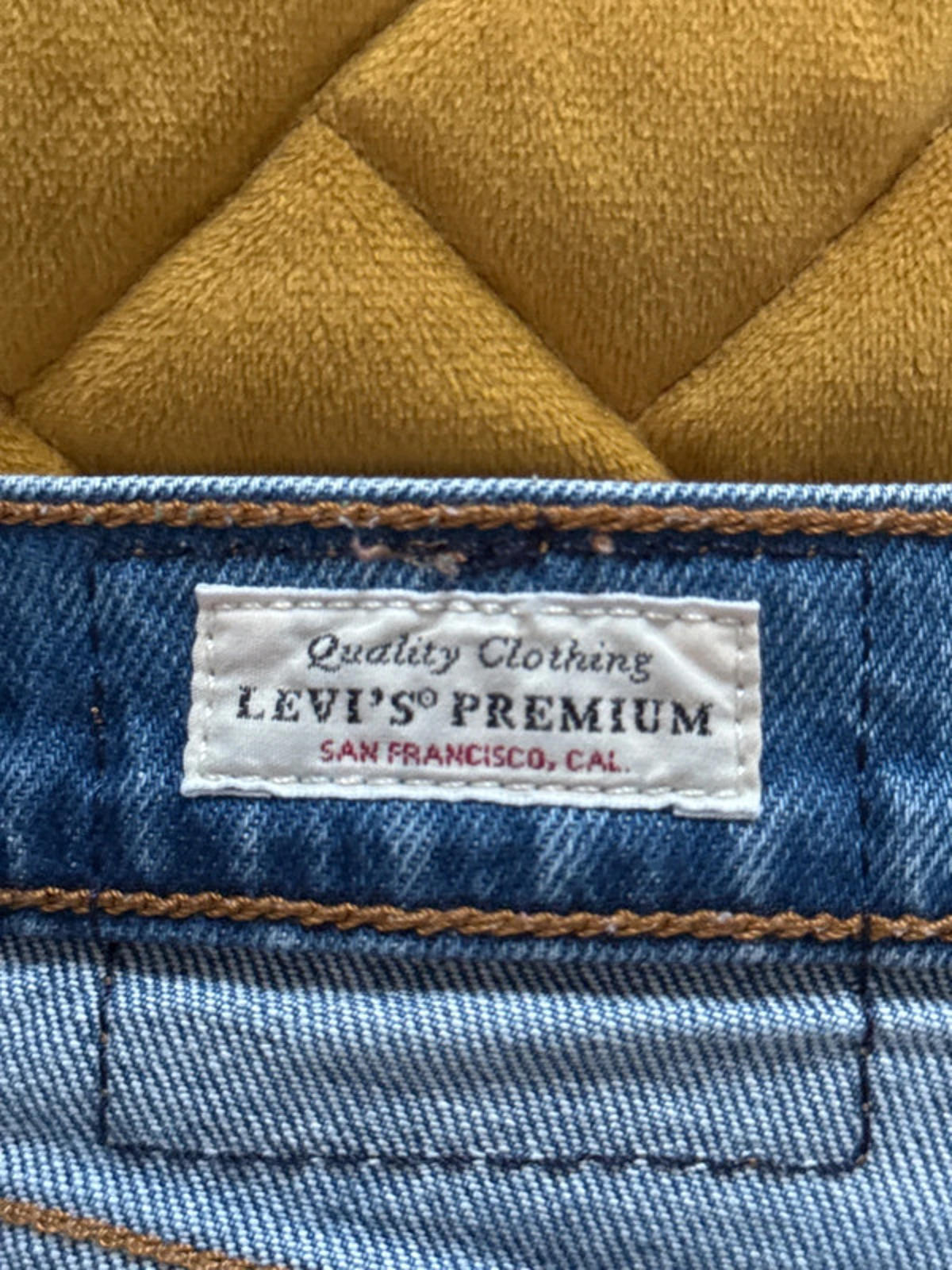 Women’s Levi’s Ribcage Straight High Waisted Fit Jeans - W28/L27 - 1956